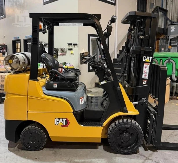 2023 Caterpillar GC30N 6,000 lb LPG Forklift