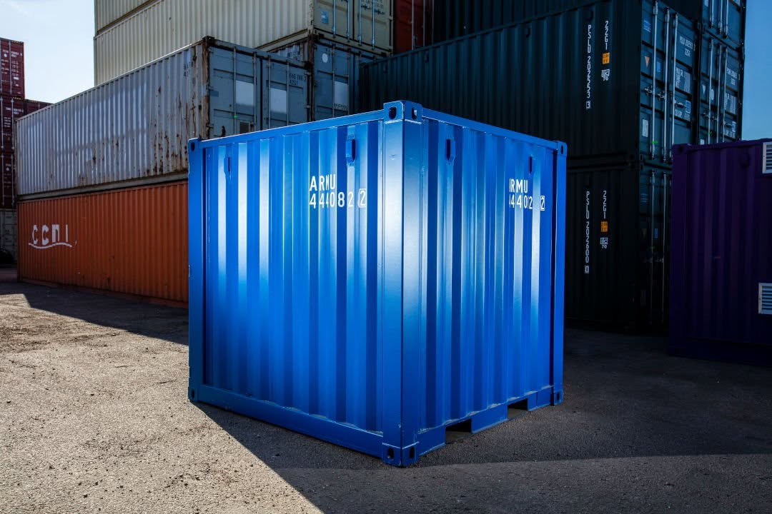 10ft / 3m Shipping Container