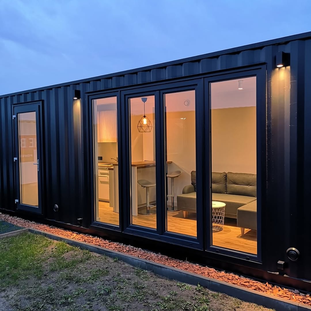 Modern Container Bedroom / Guest Accommodation Unit