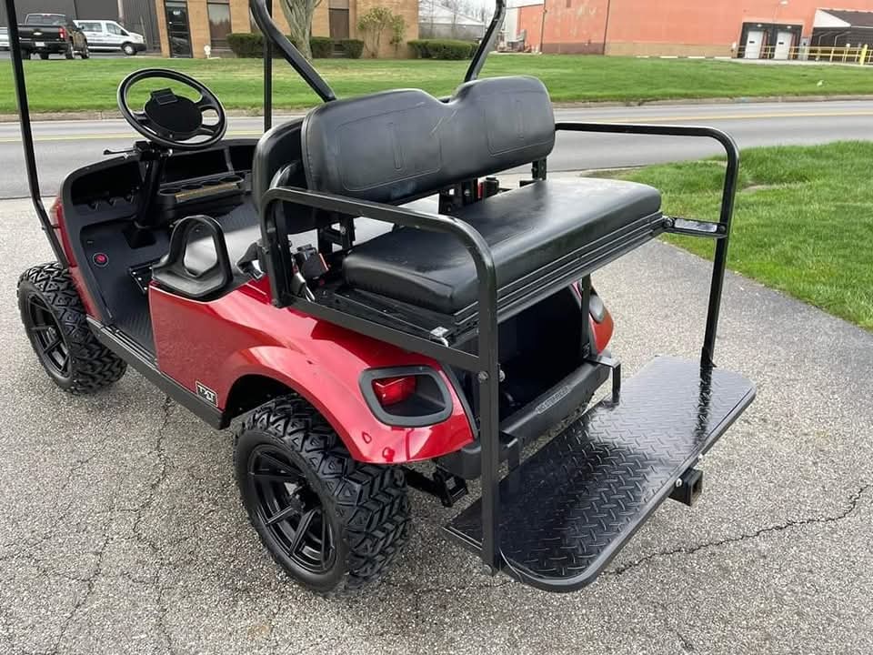 EZ-GO TXT EFI Gas Golf Cart - Image 7