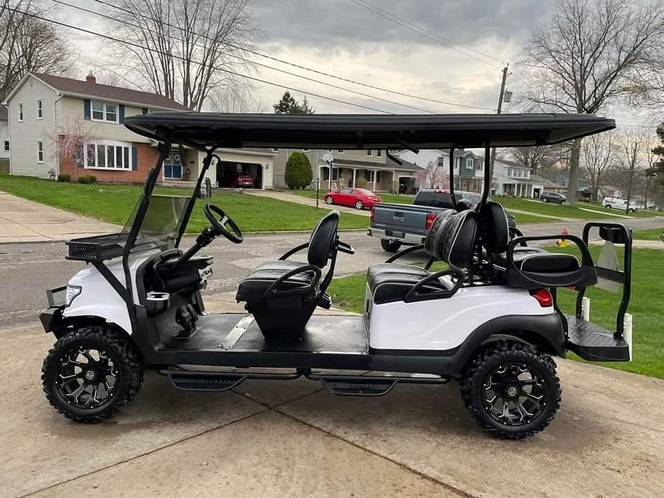 Club Car Precedent 6-Passenger Gas Golf Car - Image 4
