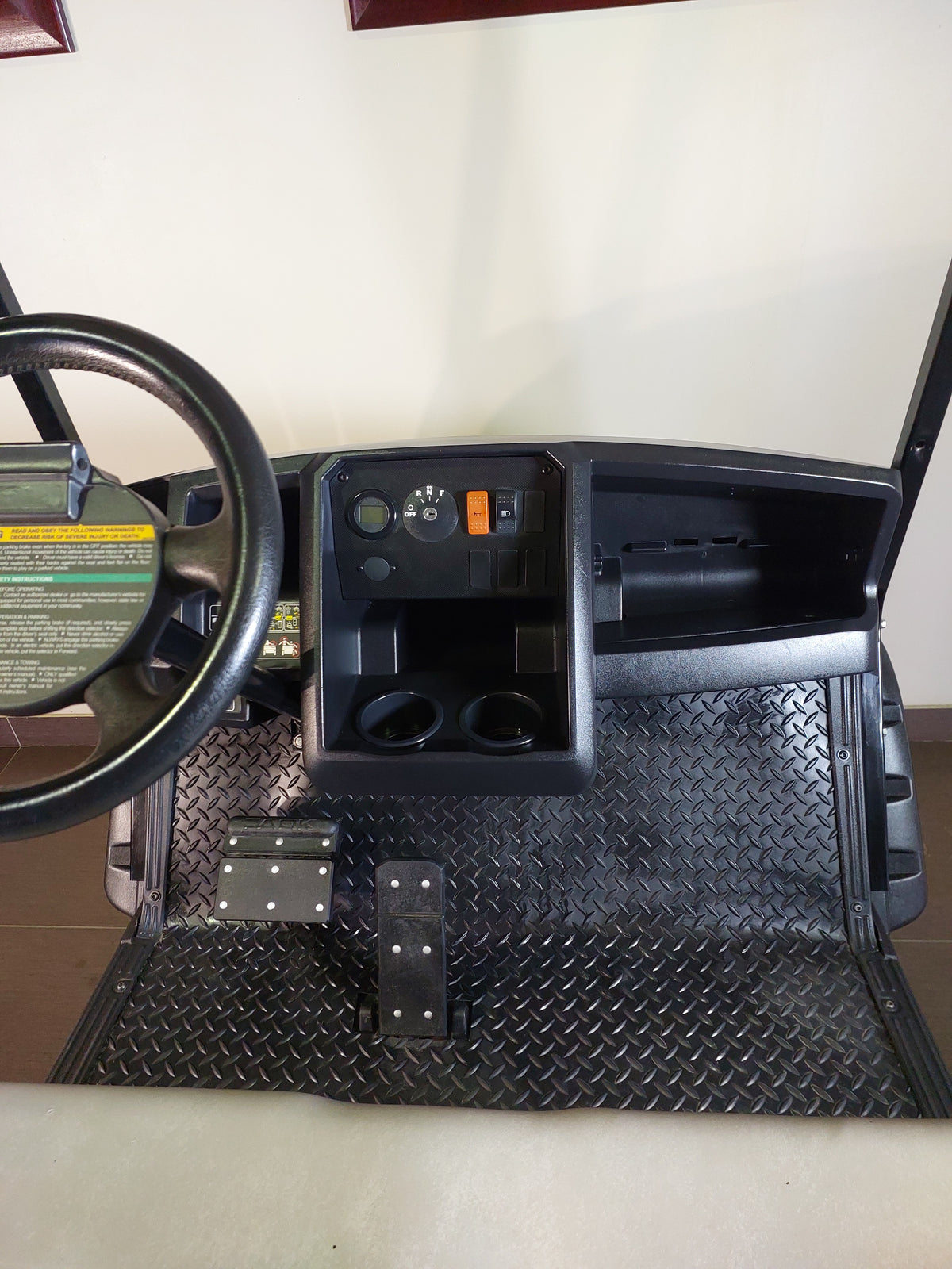 Demo Cushman Hauler ProX ELiTE - Image 2