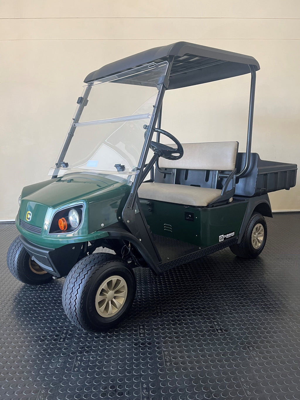 Refurbished Cushman Hauler 800 Petrol - Image 3