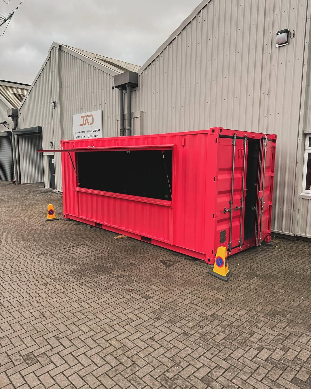 20ft Side Opening Display Container