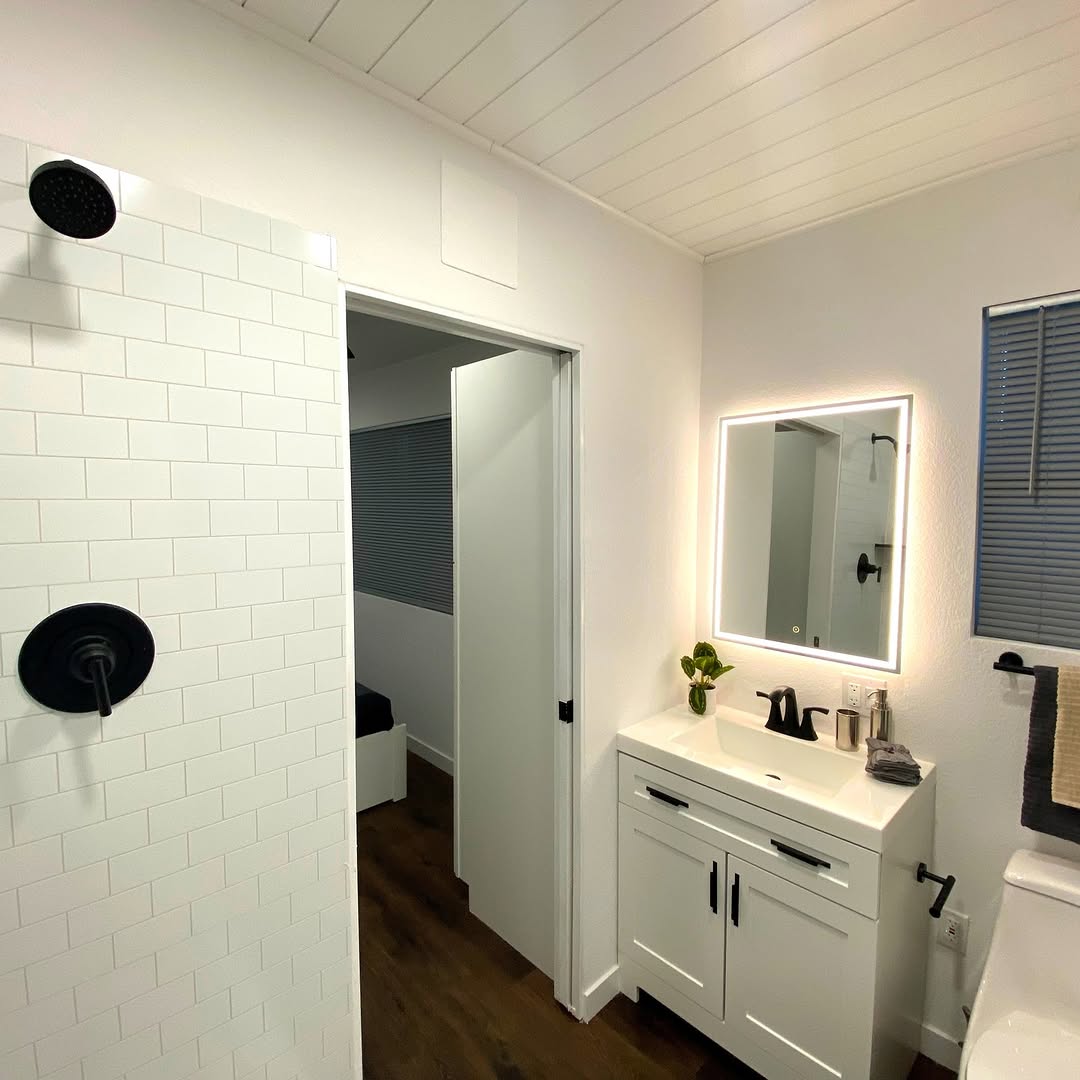 12m (40ft) Fully Fitted Container Home