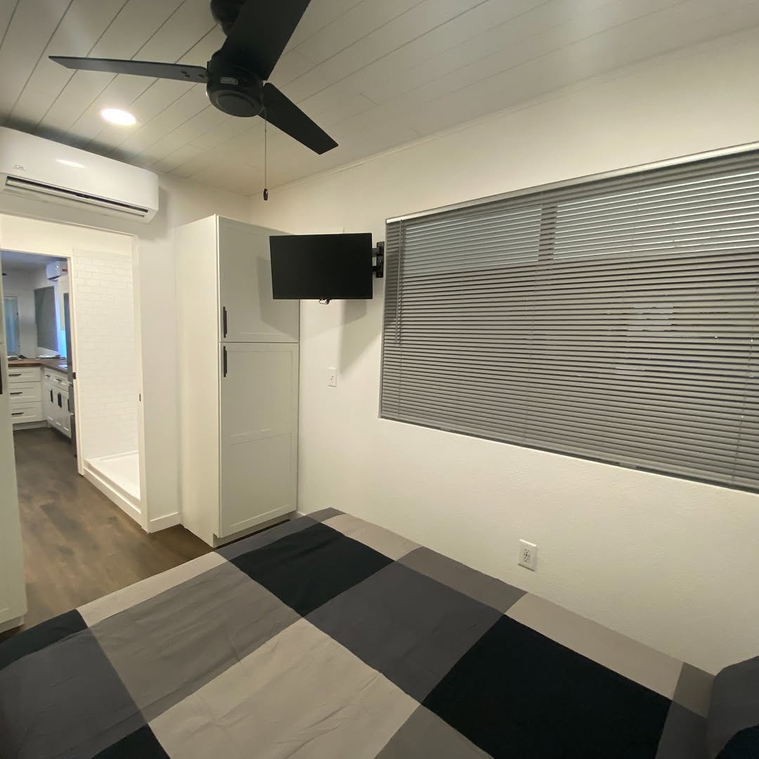 12m (40ft) Fully Fitted Container Home