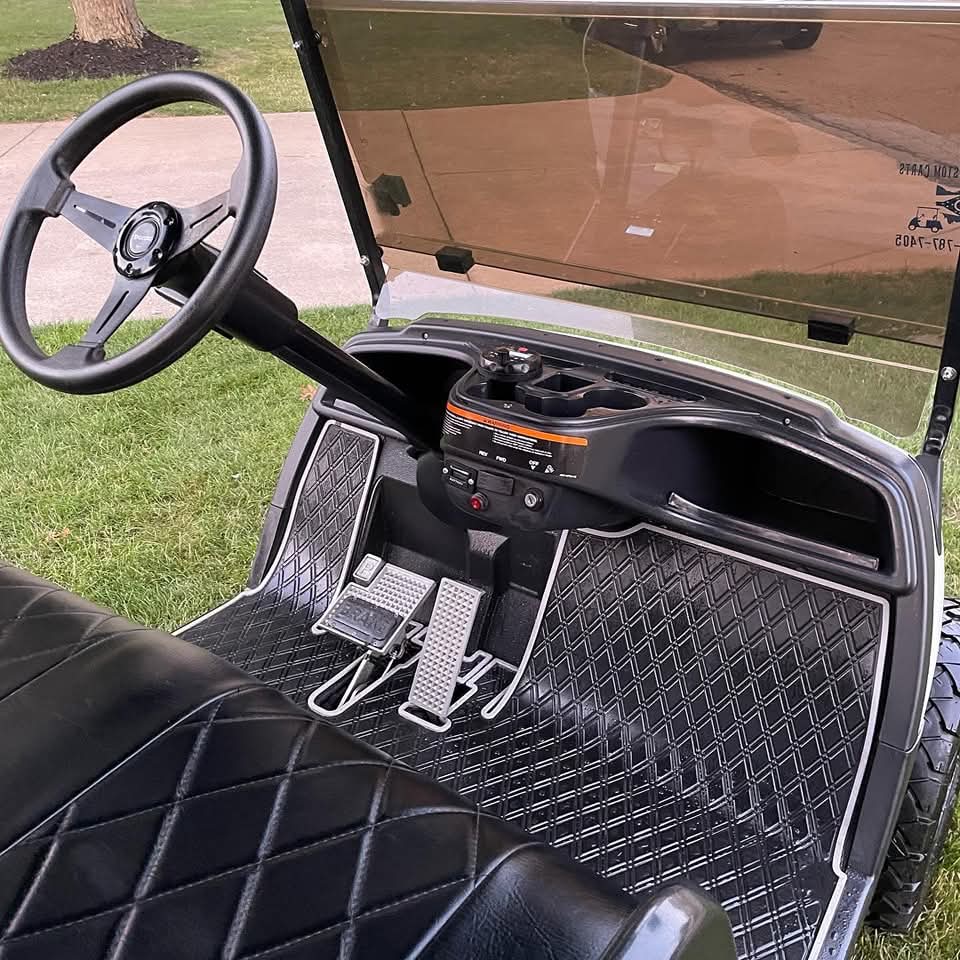 Yamaha G29 Custom Golf Cart - Image 10
