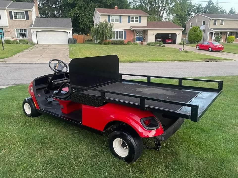 EZ-GO TXT Gas Golf Cart - Image 6