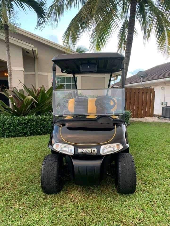 2014 EZ-GO RXV 48V Electric Golf Cart - Image 2