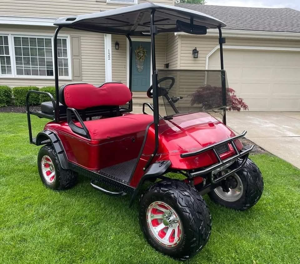 EZ-GO TXT PDS Electric Golf Cart - Image 2