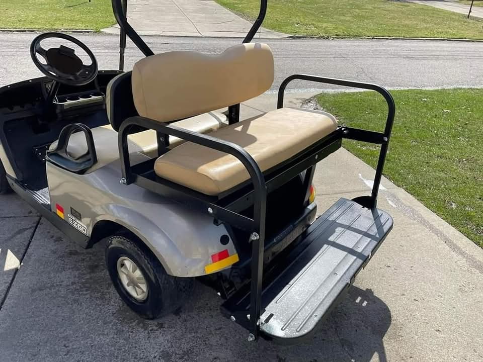 2015 EZ-GO TXT-48 Electric Golf Cart - Image 7