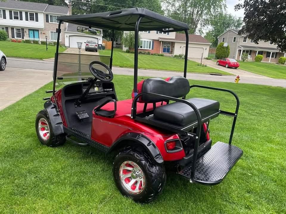 EZ-GO TXT PDS Electric Golf Cart - Image 4