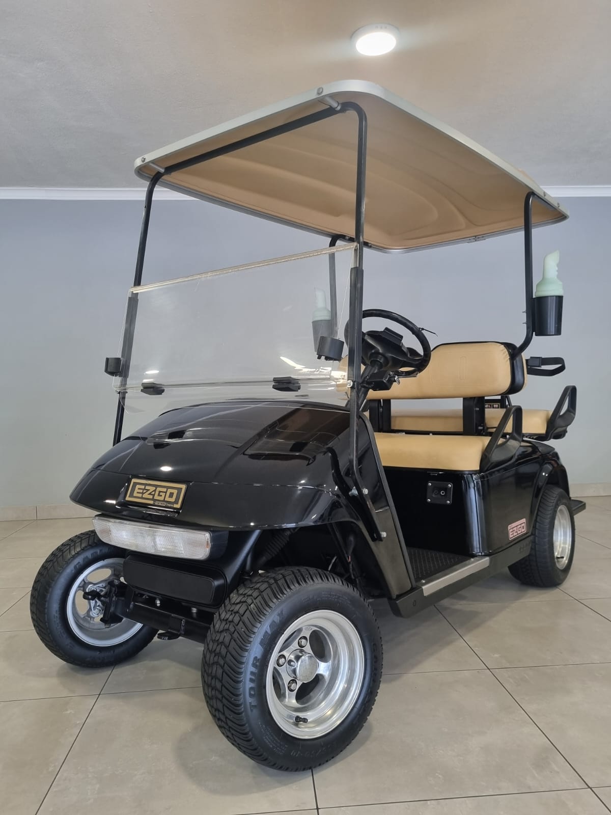 Used TXT Freedom 4 Seater 36v DC - Image 4