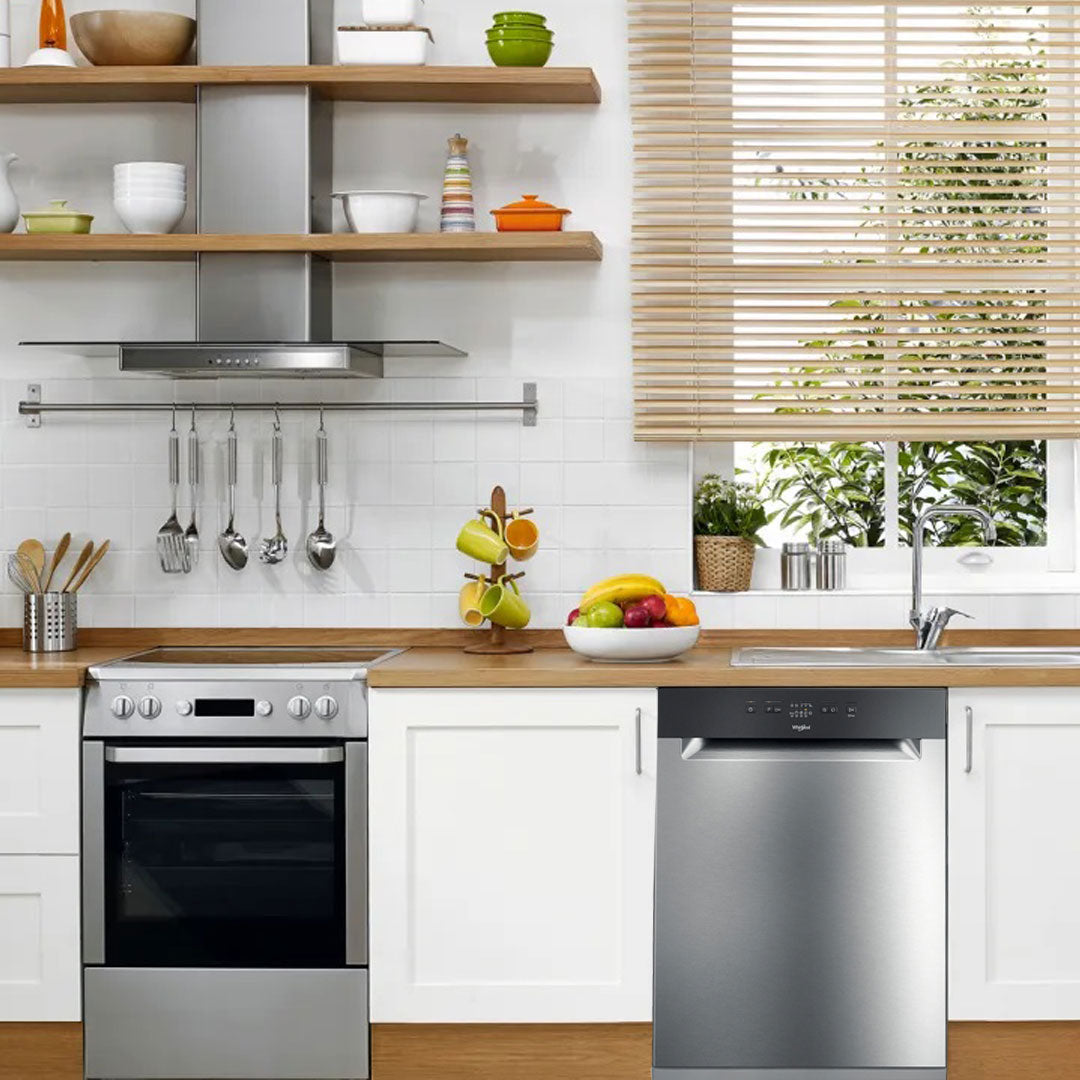 WHIRLPOOL 60cm Freestanding Dishwasher WFE2B19XSA