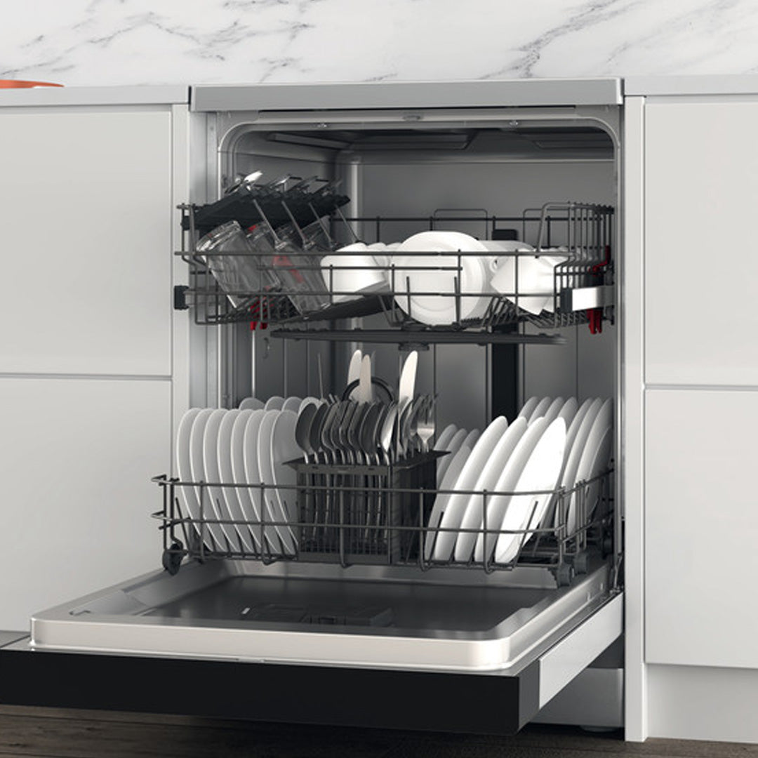 WHIRLPOOL 60cm Freestanding Dishwasher WFE2B19XSA
