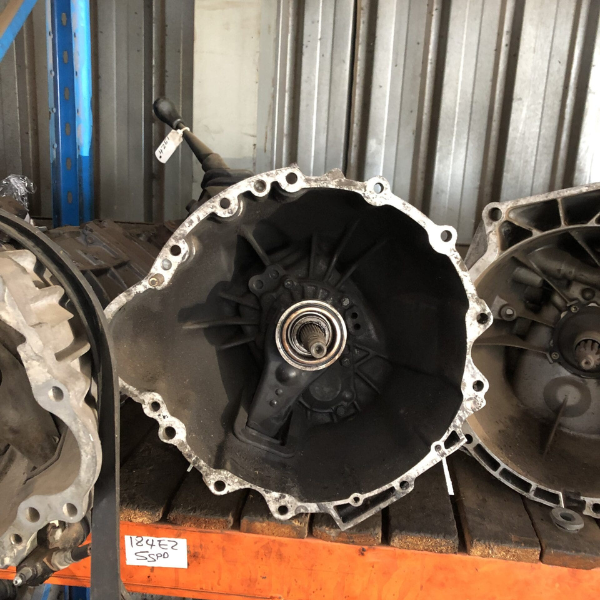 Isuzu 4ze1 gearbox 2.6 petrol manual