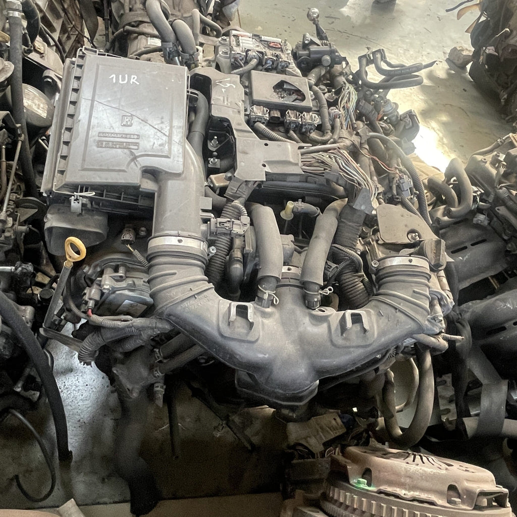 Lexus engine 4.5 petrol 8cyl (1ur) - Image 2
