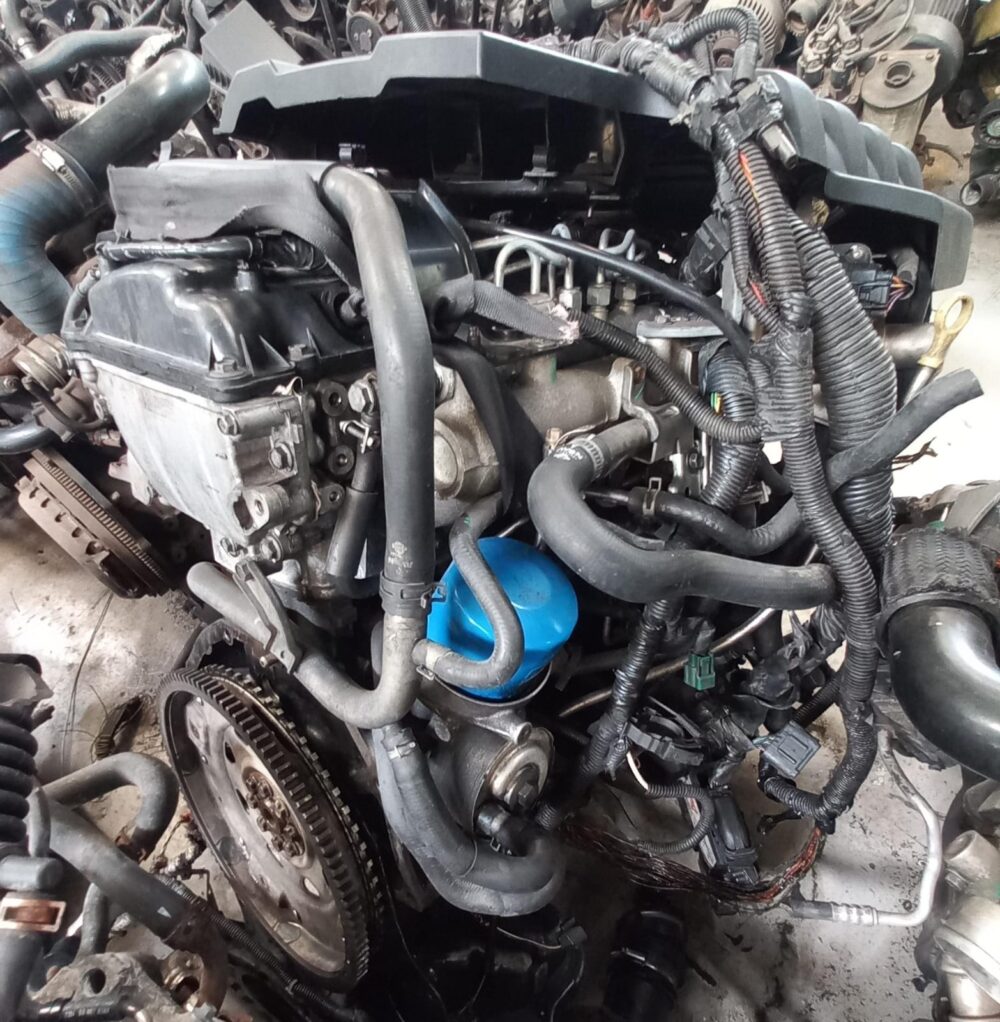 Nissan Navara 2.5 Cdi Diesel Engine (YD25) – Black Top - Image 3