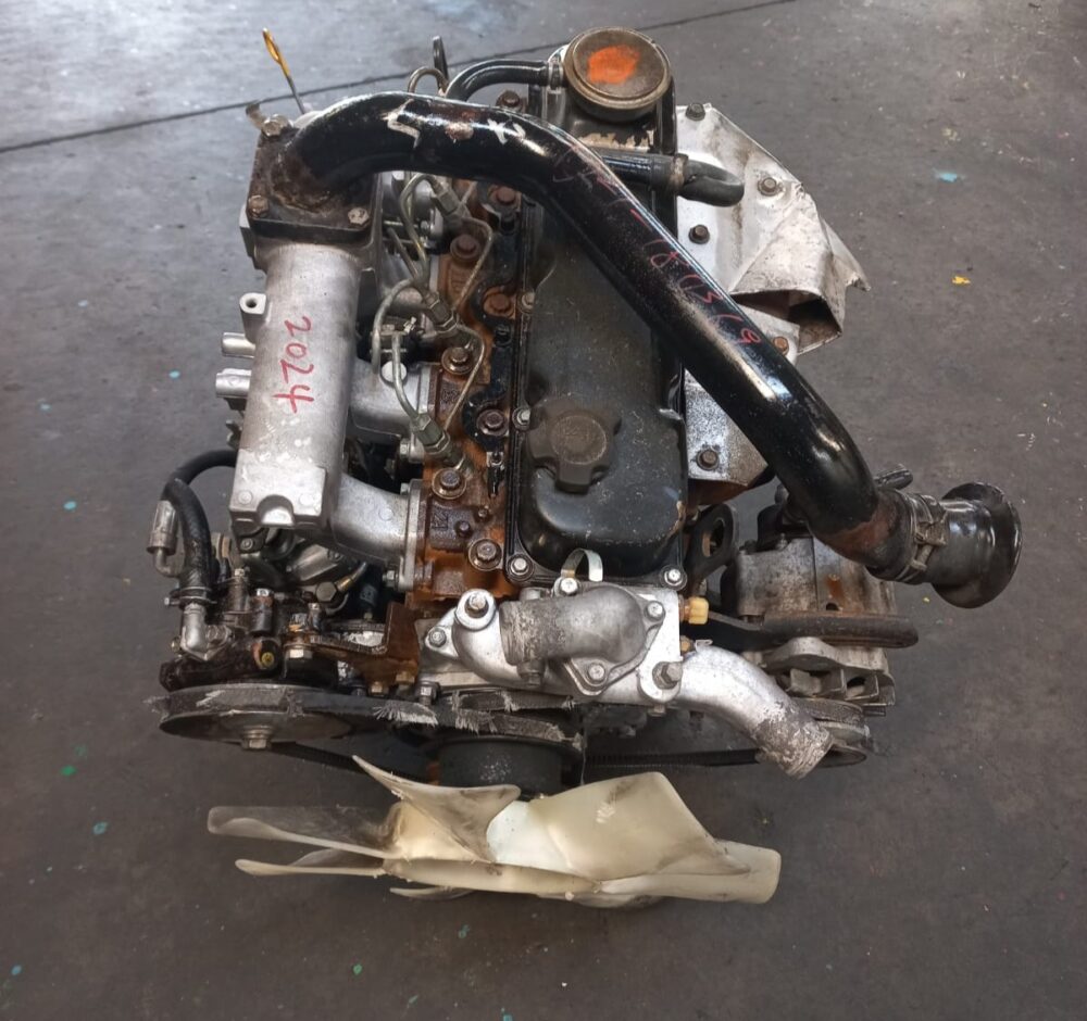Nissan Hardbody 2.7 Non Turbo Diesel Engine (TD27) - Image 5