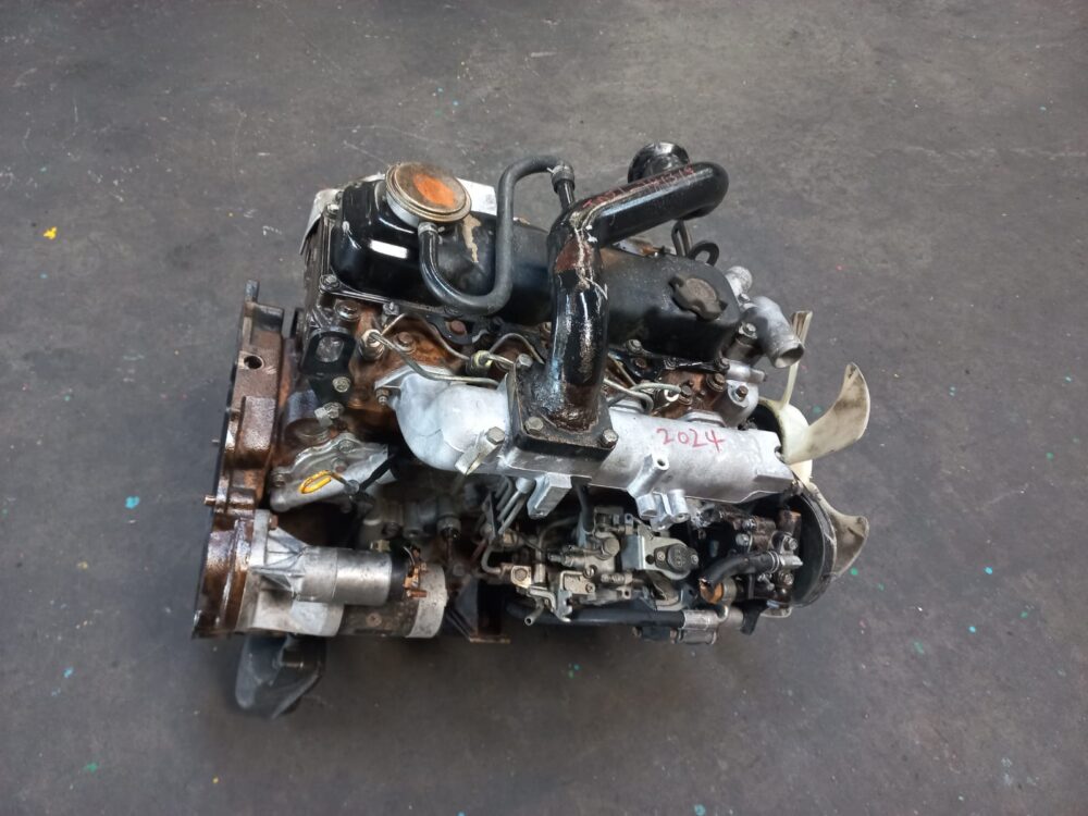 Nissan Hardbody 2.7 Non Turbo Diesel Engine (TD27) - Image 4