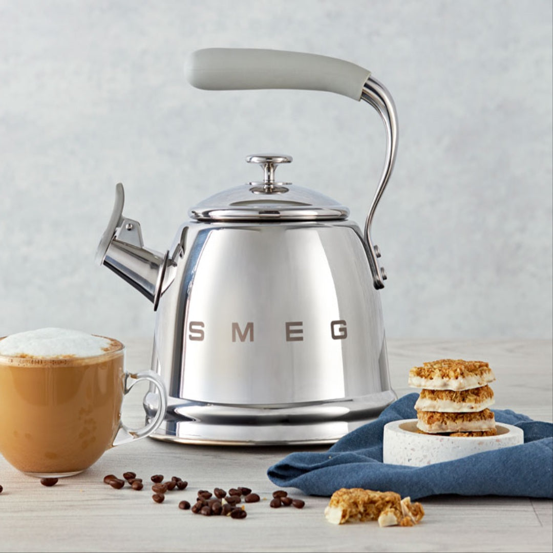 SMEG Whistling Kettle (STAINLESS-STEEL) CKLW2001SS