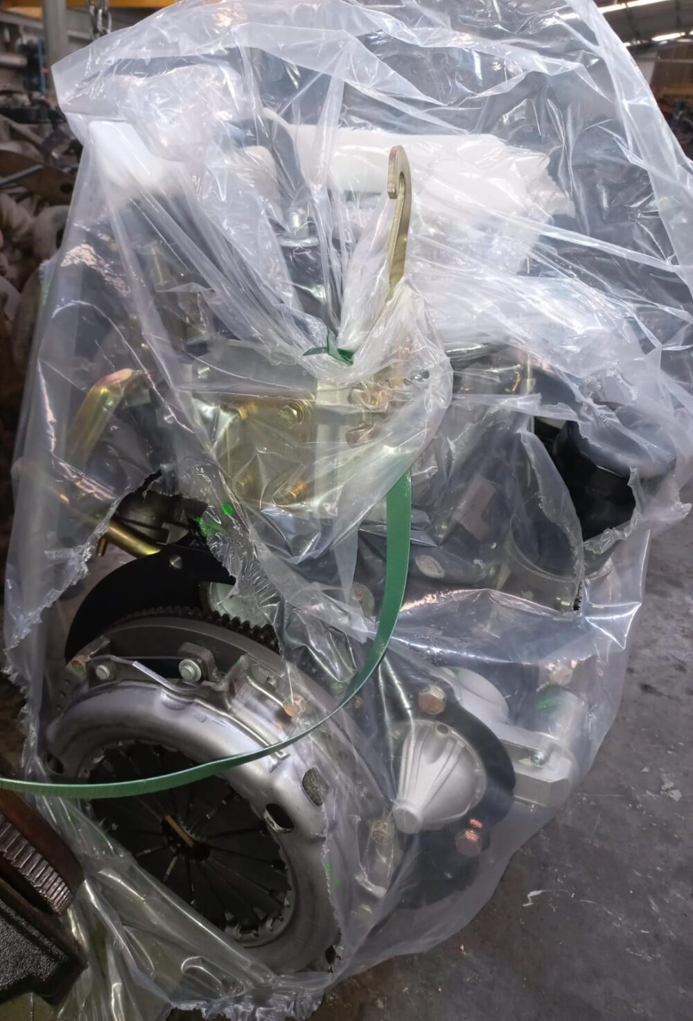 Toyota 2.0 4 CYL Petrol Engine (3YP) BRAND NEW - Image 2