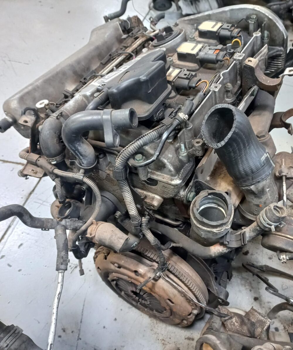 Toyota Camry 3.0 V6 (1MZ) - Image 2