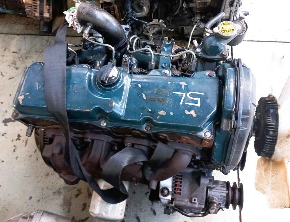 Toyota Hilux 3.0 4 Cylinder Diesel Engine (5L) - Image 3