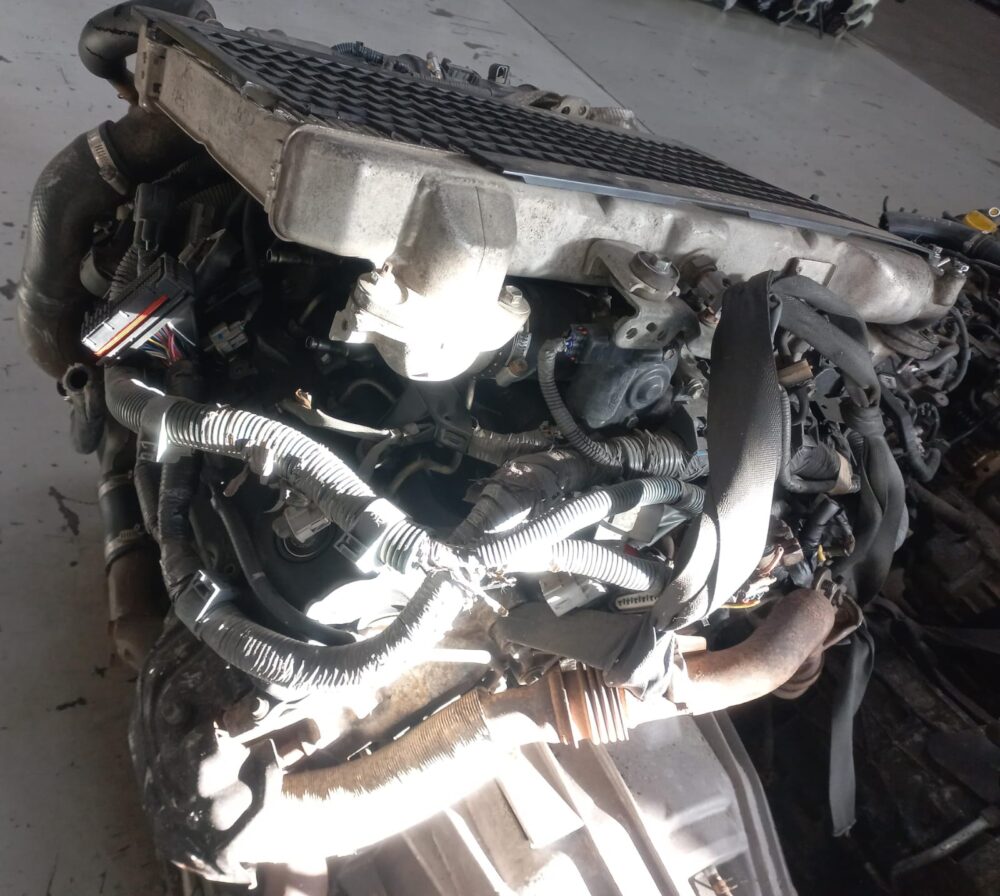 TOYOTA Land Cruiser 79 Series Pick-Up 1VD Engine Complete (1VD) - Image 4