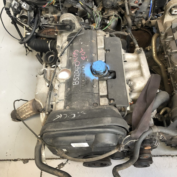 Volvo engine b5204t v70 2.0 turbo
