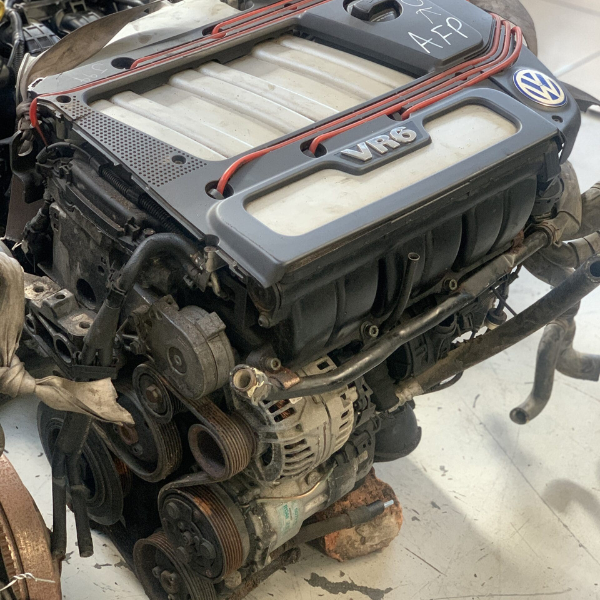 Volkswagen engine golf vr6 2.8 6cyl