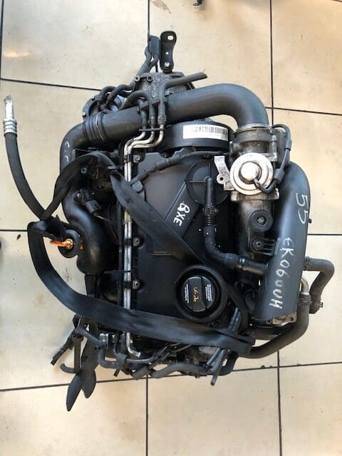 VW Passat 1.9 TDi Engine (BXE) - Image 2