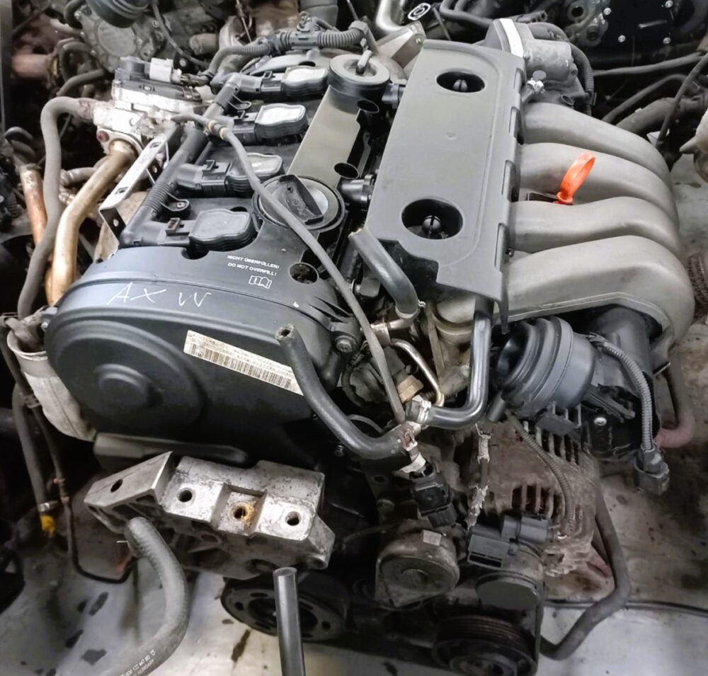 Volkswagen Golf 5 2.0 16V 4 CYL Petrol Engine (AXW) - Image 2