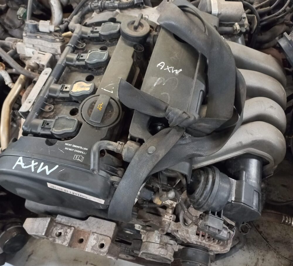 Volkswagen Golf 5 2.0 16V 4 CYL Petrol Engine (AXW) - Image 5