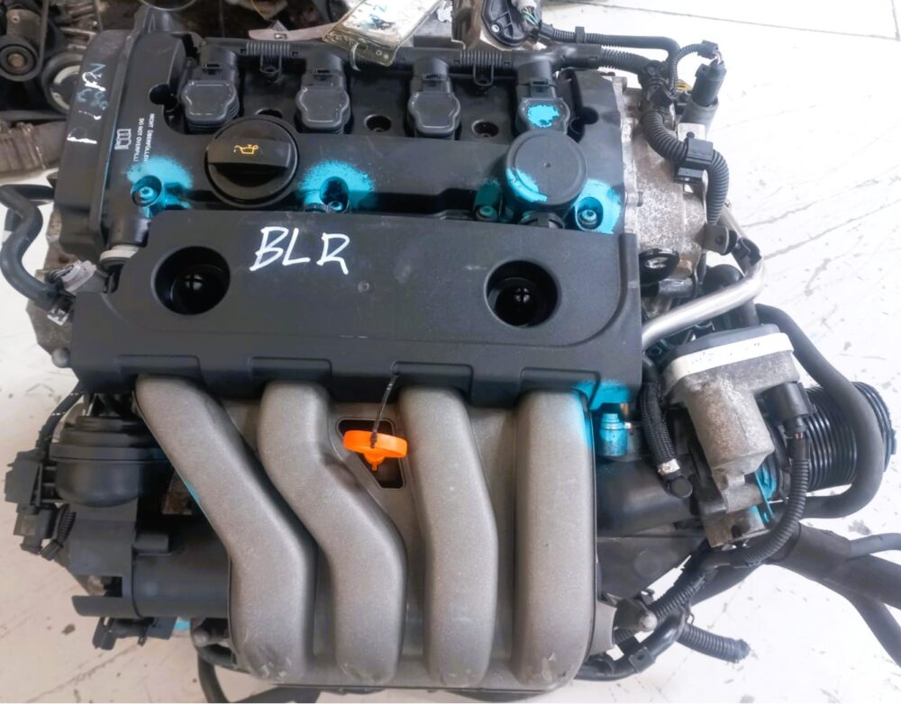 Volkswagen Golf 5 2.0 FSi Petrol Engine (BLR) - Image 3
