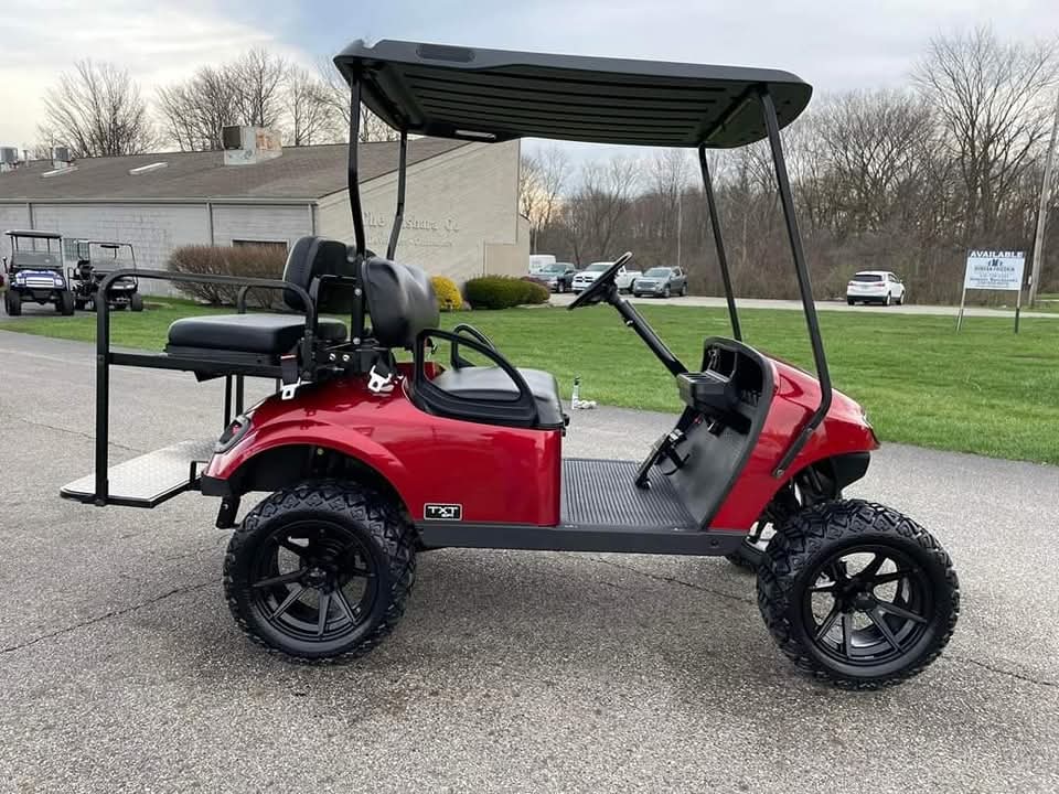 EZ-GO TXT EFI Gas Golf Cart - Image 6