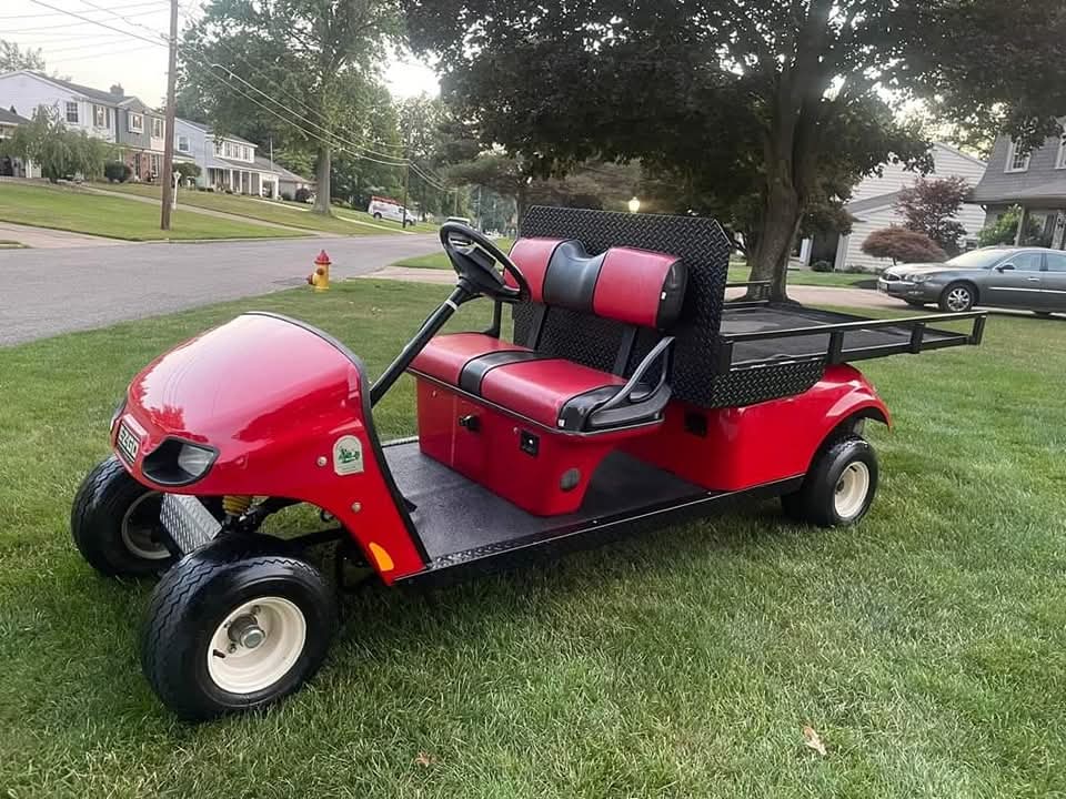 EZ-GO TXT Gas Golf Cart - Image 3