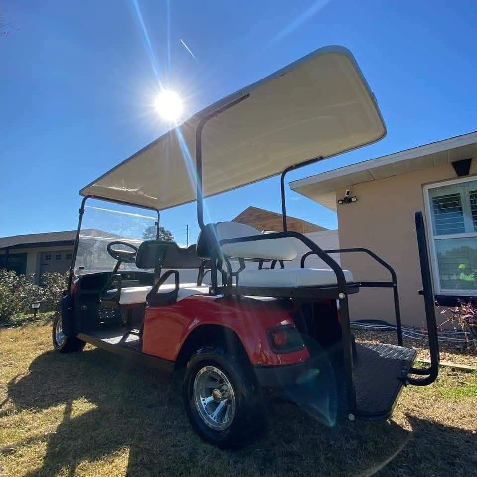 EZ-GO TXT 48V Electric Golf Cart - Image 4