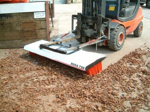 Heavy-Duty Forklift Road Sweeper - Image 5