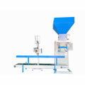 Automatic Chicken Feed Pellet Weighing and Bagging Machine – 15–50 kg
