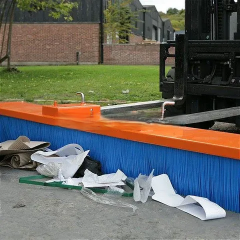 Heavy-Duty Forklift Road Sweeper - Image 6