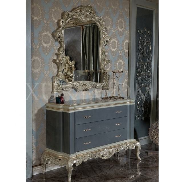 Wooden Antique Bedroom Suite Set - Image 2