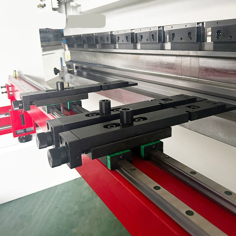 63-Ton Hydraulic Bending Machine - Image 2