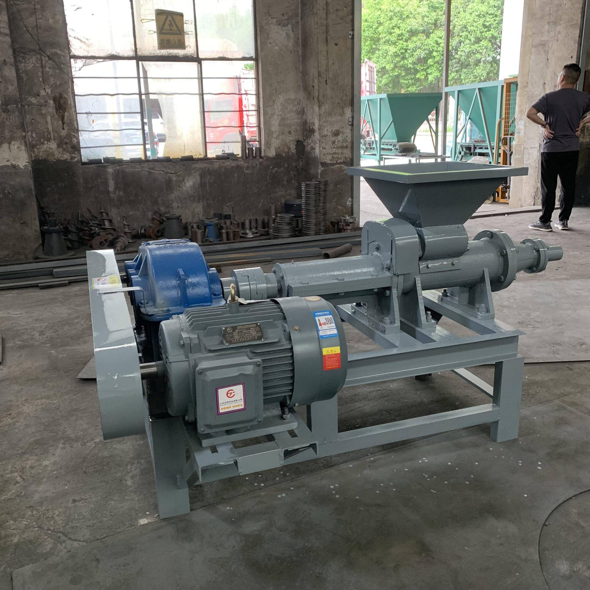 Coal Stick Extruder - Image 5