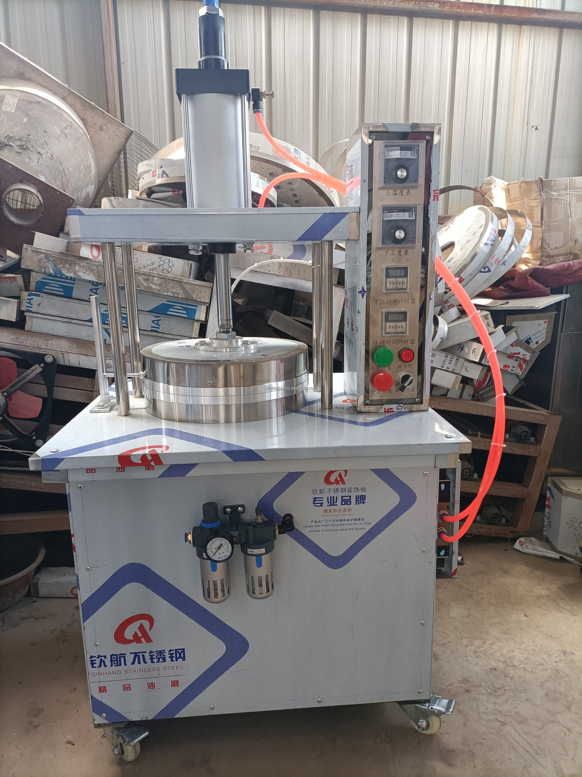 Automatic Thin Pancake & Crepe Skin Maker for Layered Cakes - Image 5