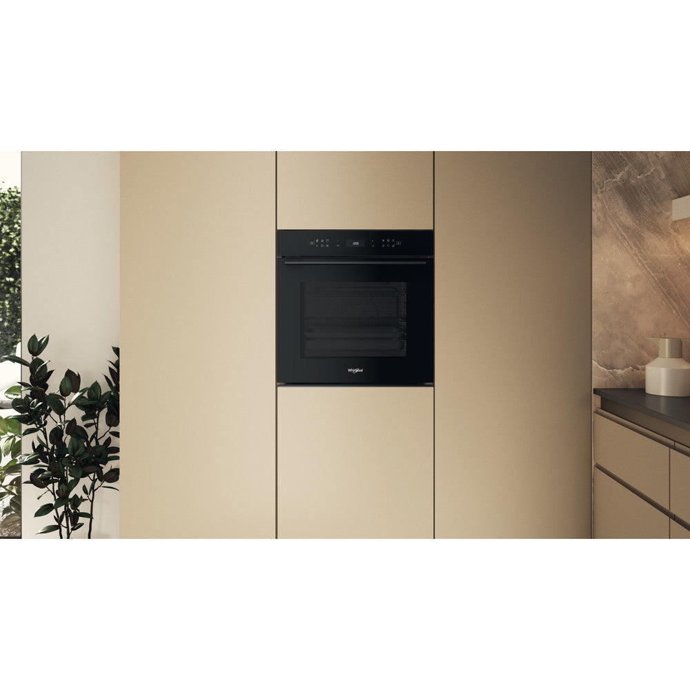 Whirlpool 60cm Black W7 Built-In Electric Oven – WOI78HT1SBA